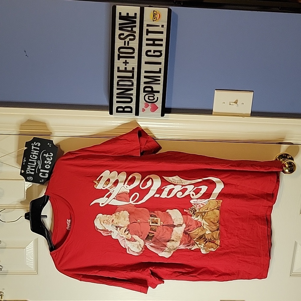 Coca-Cola Santa Graphic T-Shirt Short Sleeve XL Red White